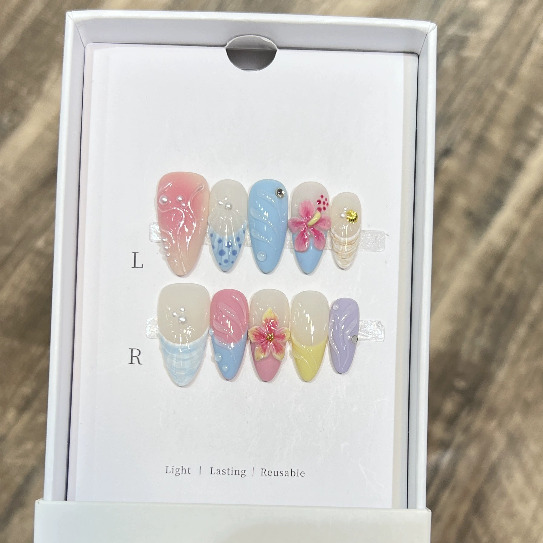 10개 여름 섬 스타일 가짜 손톱 풀 커버 릴리프 꽃  - Nail Art Gold 리뷰 및 가격